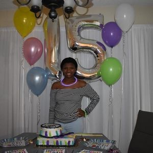 Meet your Posher, Candy